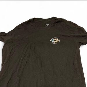 Billabong tshirt size XL